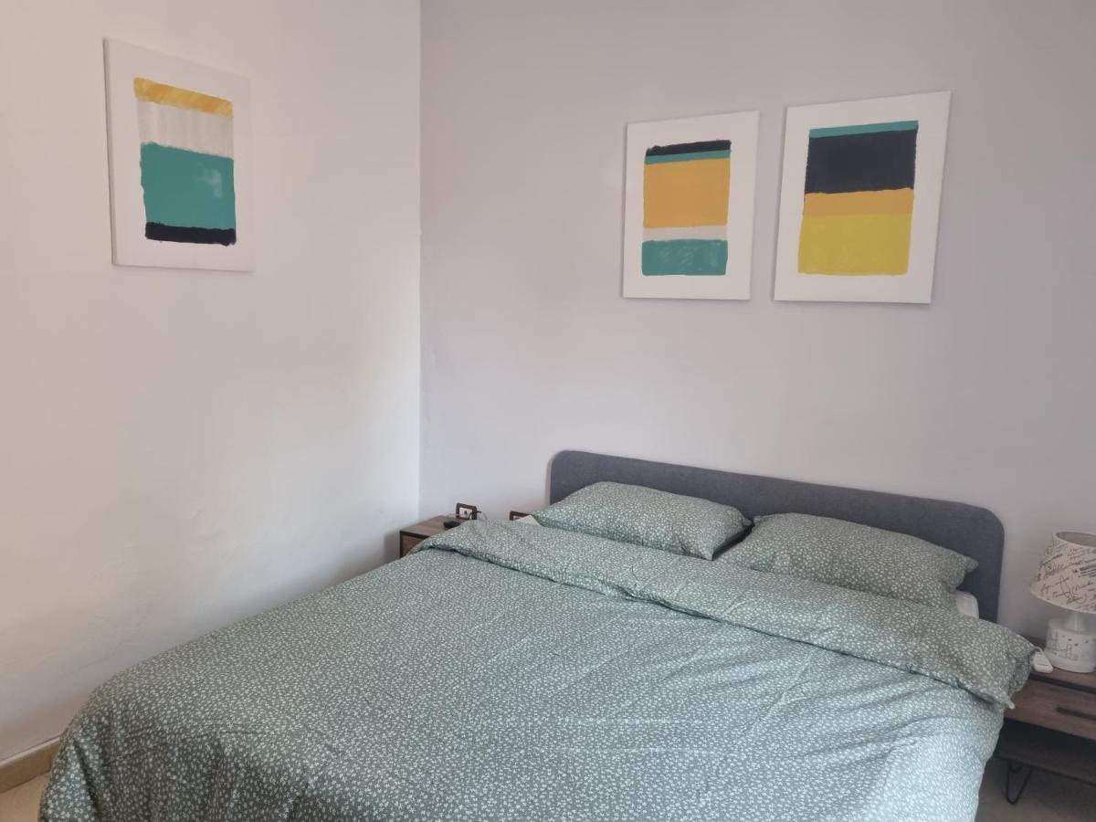 Glamorous Apartment In Tiranë Luaran gambar