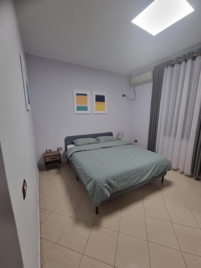 Glamorous Apartment In Tiranë Luaran gambar