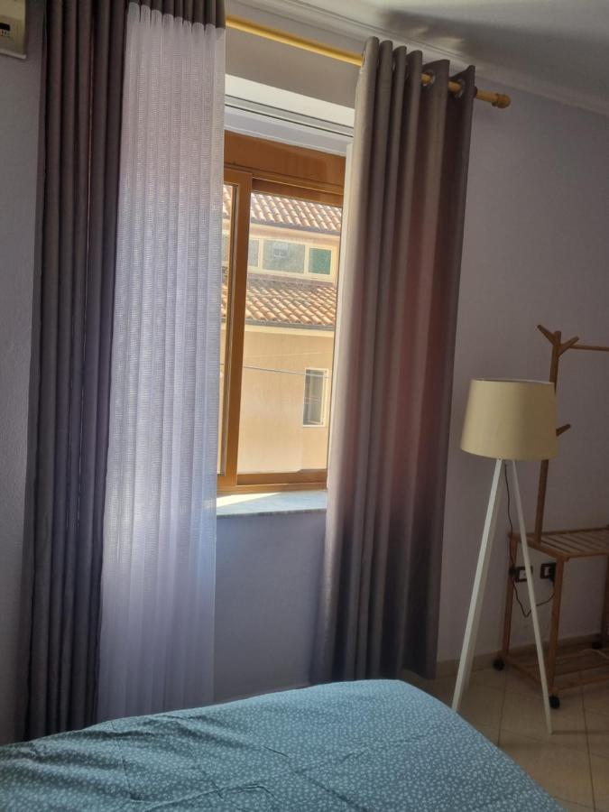 Glamorous Apartment In Tiranë Luaran gambar